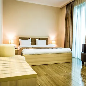 Otel Cherry Garden ****